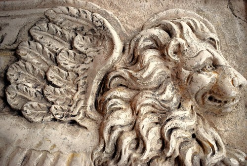 Empire - Le Lion de Saint-Marc, sculpture en marbre blanc d'Istrie début 19e siècle